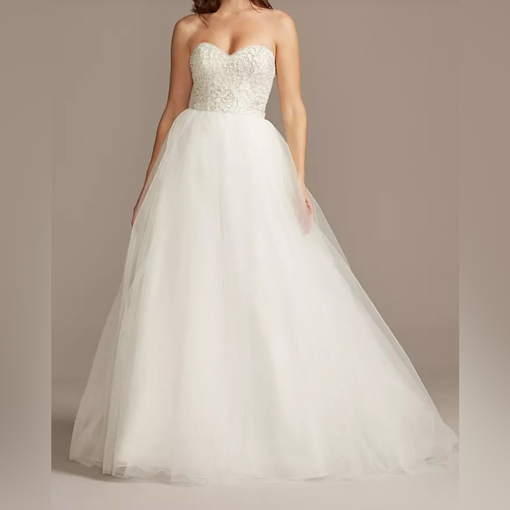NWT - Vera Wang Strapless Crystal Floral Bodice Wedding Dress